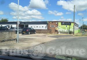 Picture of Pub on the Shrubs