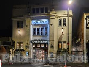 Picture of The Bloxwich Showman (JD Wetherspoon)