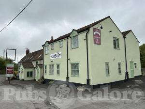 Picture of The Pecking Mill Inn