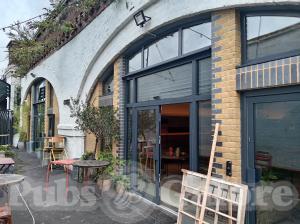 Picture of Bird House Tap Room