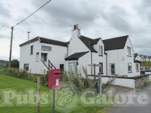 Picture of Munros Bar @ Taigh Ailean Hotel