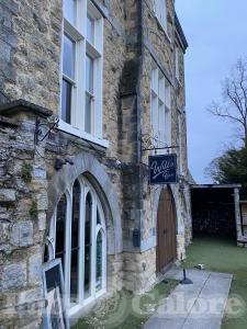 Picture of Will's Bar @ The Mount Hotel