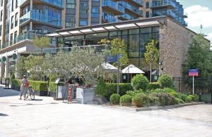 Picture of No 17 Dickens Yard