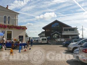 Picture of The Boat House