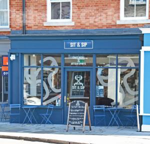 Picture of Sit & Sip