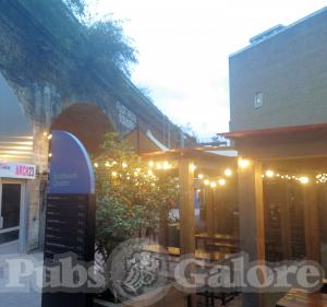 Picture of Flat Iron Square Bar