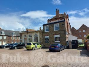 Picture of Bank House