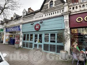 Picture of Bar 44