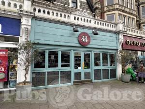Picture of Bar 44