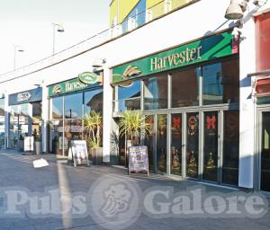 Picture of Harvester Swan Centre