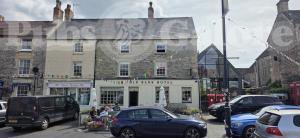 Picture of Old Bank Hotel