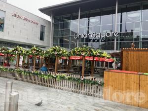 Picture of Madri Pop-Up Beer Garden/Outdoor Bar