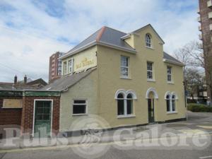 Picture of The Royal Oak & Gas Tavern
