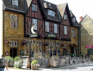 Picture of Half Moon Hotel