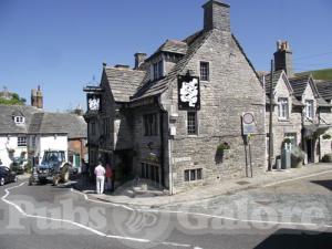 Picture of Bankes Arms Hotel