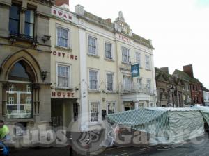 Picture of Swan Hotel (JD Wetherspoon)