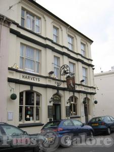 Victoria Hotel in Eastbourne : Pubs Galore Victoria Hotel in Eastbourne : Pubs Galore