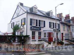 Picture of Waverley Hotel