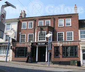 Picture of The Ship Hotel