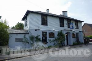 Picture of Ostrich Hotel