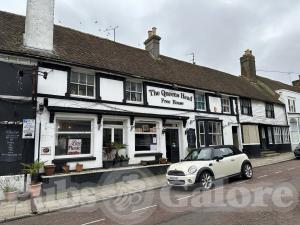 Picture of The Queens Head