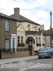 Picture of The Cricketers