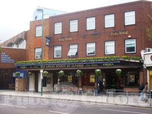 Picture of Great Spoon of Ilford (JD Wetherspoon)