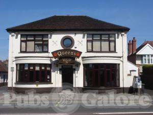 Picture of Queen's