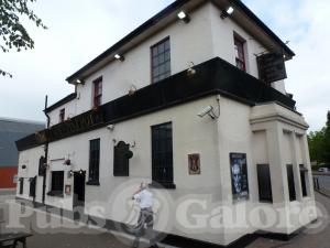 Picture of The Famous Pint Pot