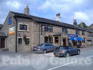 Picture of The Three Crowns Inn