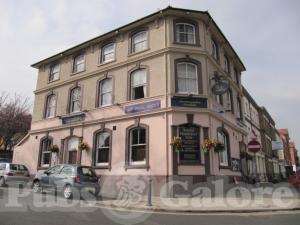 Picture of Alexandra Hotel