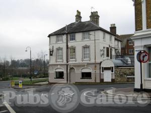 Picture of The Queen Hotel (JD Wetherspoon)