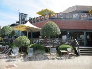 Picture of Harvester Port Solent