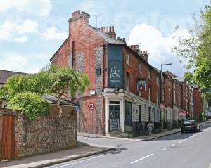 Picture of St James Tavern