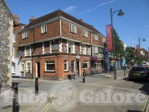 Picture of The Bell & Crown