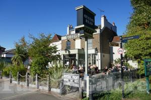 Picture of Queens Head
