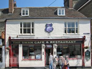 Picture of The Swan