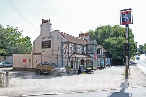 Picture of Ye Olde Whyte Lyon