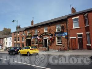 Picture of Black Horse Hotel