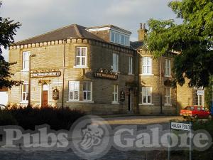 Picture of The Cedar Tree at the Sheaf