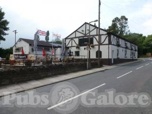 Picture of Delph Tavern