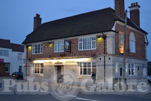 Picture of Broood at the Prince of Wales