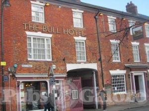 Picture of Bull Hotel (Vaults Bar)