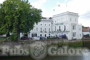 Picture of Courtyard Bar @ White Hart Hotel