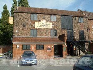 Picture of Eight Jolly Brewers