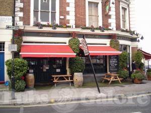 Picture of The Pakenham Arms