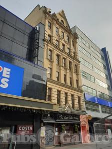 Picture of The Moon Under Water (JD Wetherspoon)