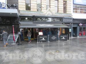Picture of The Moon Under Water (JD Wetherspoon)