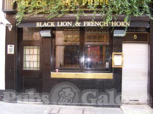 Picture of Black Lion & French Horn
