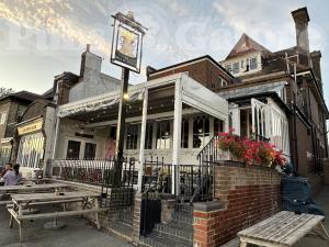 Picture of The Bell & Crown